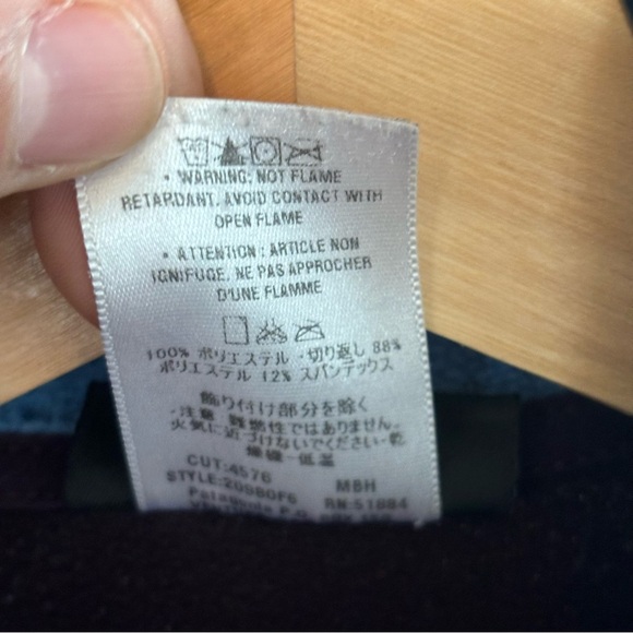 Patagonia Rhythm 1/4 Zip Thumb holes Fleece Blue Purple Pullover Womens Small - Picture 5 of 9